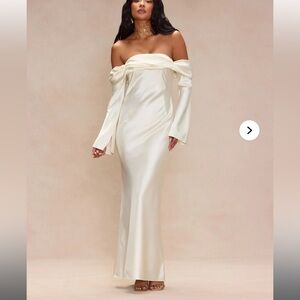 Fashion Nova Amandine Satin Maxi Dress - Cream medium